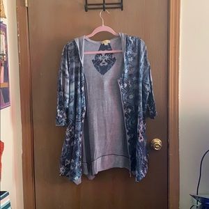 3/4 sleeve floral-zippered jacket